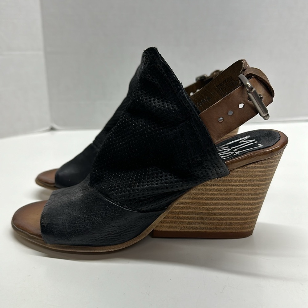 Miz Mooz Kona Wedge Sandal Shoes Open Toe Slingback Leather Black Size EU 36 6 - Picture 4 of 10
